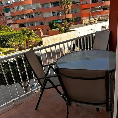 En 1 Apartment *